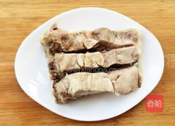 百合莲子猪骨汤的做法图解3