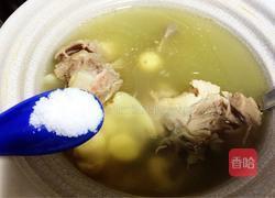 百合莲子猪骨汤的做法图解6