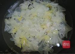 皂角米银耳羹的做法图解3