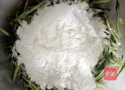 黄瓜鸡蛋饼的做法图解4