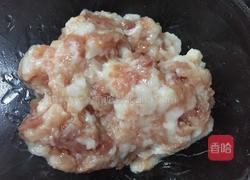 白菜猪肉饺子的做法图解3