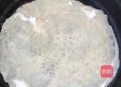 鸡蛋饼(早餐)的做法图解5