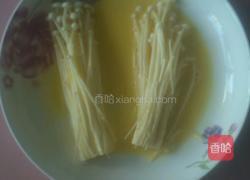 (周末跟香哈学做菜）做得好丑……椒盐金针菇的做法图解6