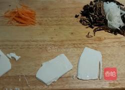 酸辣汤的做法图解1