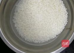 猴菇米粥的做法图解2