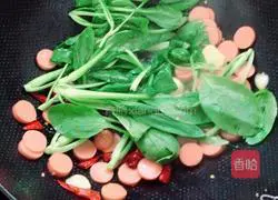 Illustration of how to make fried noodles with ham 5