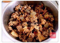 炒辣子鸡的做法图解5