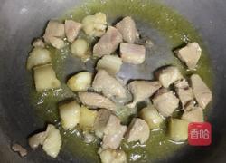 红烧肉炖藕的做法图解5
