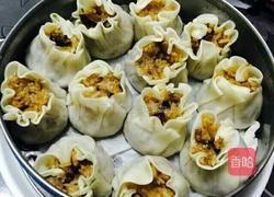 咸蛋黄香菇瘦肉烧麦的做法图解8