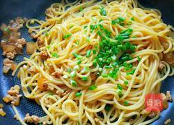 洋葱炒意面的做法图解5
