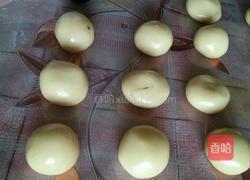 广式芝麻月饼的做法图解5