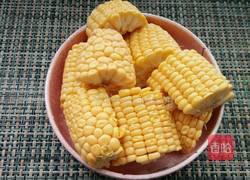 海带玉米大骨汤的做法图解2