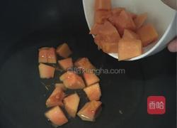 牛奶木瓜汤的做法图解2