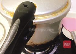 笋干黄花菜炖猪蹄的做法图解13