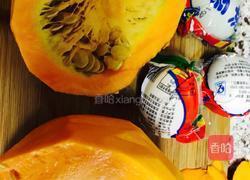 蛋黄焗南瓜的做法图解1