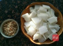 冬瓜虾皮汤的做法图解1