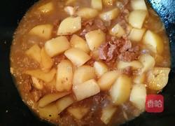 土豆炖牛肉的做法图解11