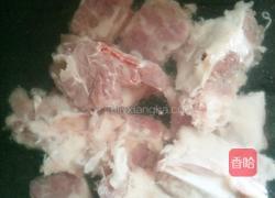 海带排骨汤的做法图解3