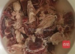 牛肉炖萝卜的做法图解2