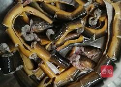 红焖黄鳝的做法图解1