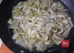 干炸平菇的做法图解1