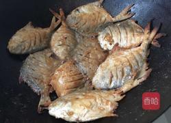 煎焖小鲳鱼的做法图解7