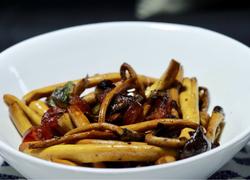 腊肠茶树菇小炒