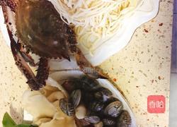 海鲜青菜面的做法图解1