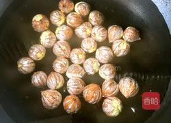 板栗排骨汤的做法图解1