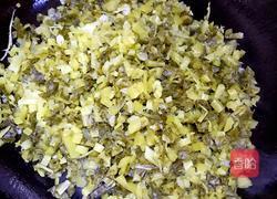 咸菜炒猪大肠的做法图解5