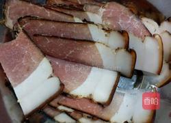 折耳根炒腊肉的做法图解1