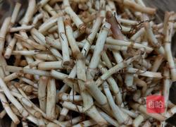 折耳根炒腊肉的做法图解2