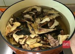 松茸炖乌鸡的做法图解9