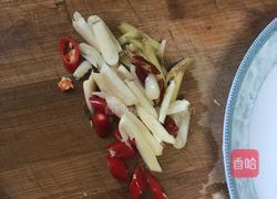 红烧野生小鲫鱼干的做法图解2