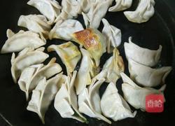 鲜肉煎饺的做法图解13