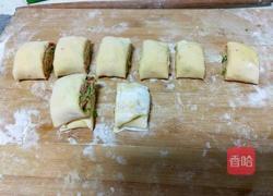 火腿花卷的做法图解3