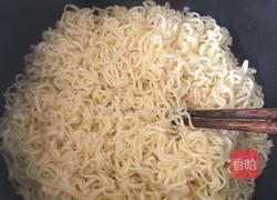 番茄鸡蛋炒面的做法图解3