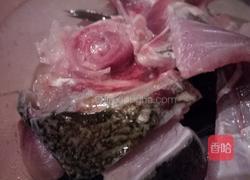麻辣香水鱼的做法图解1