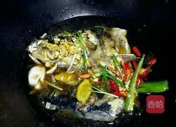 黄豆烧鳙鱼头的做法图解8