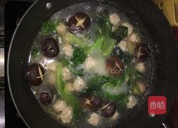 蘑菇蔬菜肉丸子汤的做法图解13