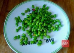 毛豆炒胡萝卜粒的做法图解4