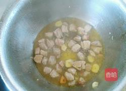 毛豆炒胡萝卜粒的做法图解6