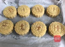 莲蓉蛋黄月饼的做法图解11