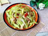 西芹炒肉/芹菜炒肉的做法[图]