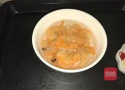 秋葵炒虾仁的做法图解1