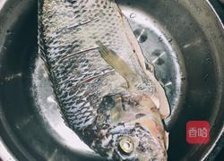 鲜菇鱼汤的做法图解1