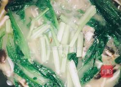 鲜菇鱼汤的做法图解12