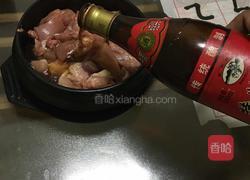 早餐组合(黄焖鸡米饭,萝卜紫菜汤)的做法图解3
