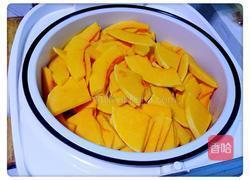 南瓜椰蓉糕的做法图解2