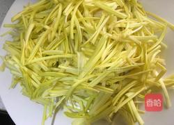 蒜黄肉丝的做法图解1